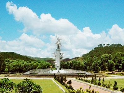 Đài tưởng niệm Đồng Lộc