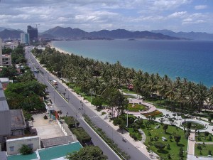 Trần Phú Ave. running along Nha trang's main beach