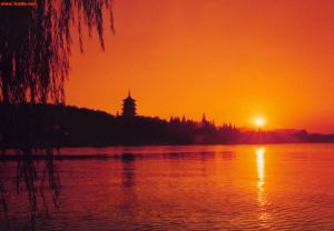 Chiều trên Tây Hồ