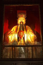 Tượng Lưu Bị (nước Thục) tại đền thờ ở Tứ Xuyên