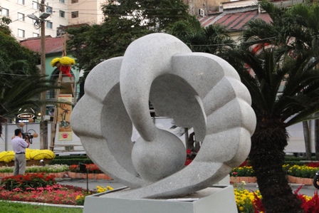 tượng điêu khắc 1