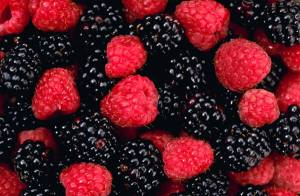 raspberries_and_blackberries