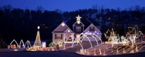 christmas-musical-yard-display