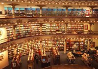 <em>Đã có những cuốn sách tốt nhất được mua về VN.</em>