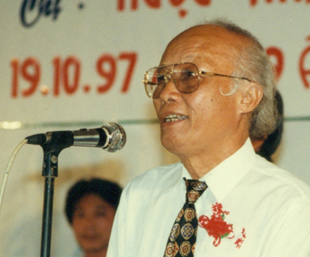 Nhạc sỹ Hoàng Hiệp năm 1997