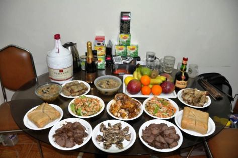 Ham vui quá quên chụp ảnh người, chỉ nhớ thức ăn.