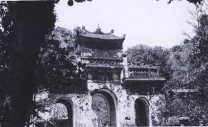 Một cửa Thành Diên Khánh