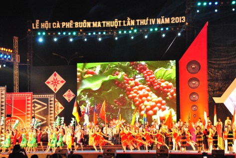 Chương trình nghệ thuật Hương sắc Cao Nguyên khai mạc Lễ hội cà phê Buôn Ma Thuột