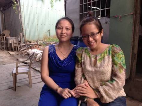 Chị Nhung và Thu Hương – bạn đồng hành trong chuyến đi Cà Mau