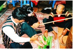 đám cưới Ê đê