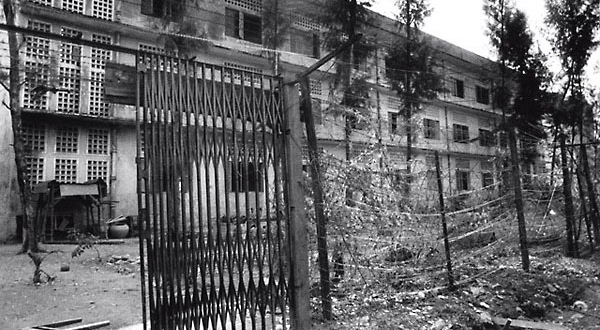 TỘI ÁC HỒN NHIÊN