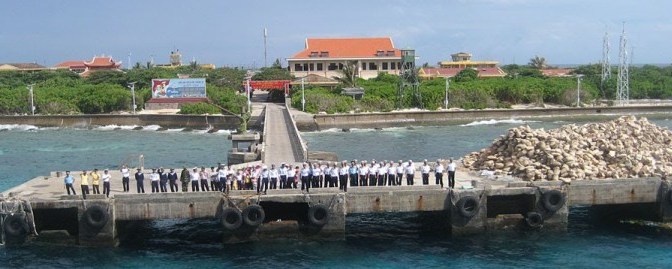 Hiểu Tổ Quốc đến xót xa…