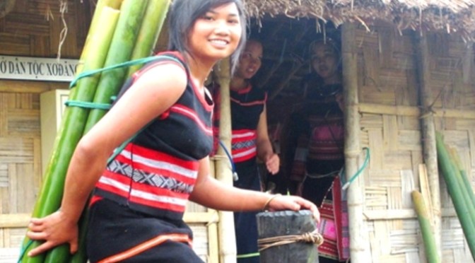 Mỗi sắc tộc một tập tục