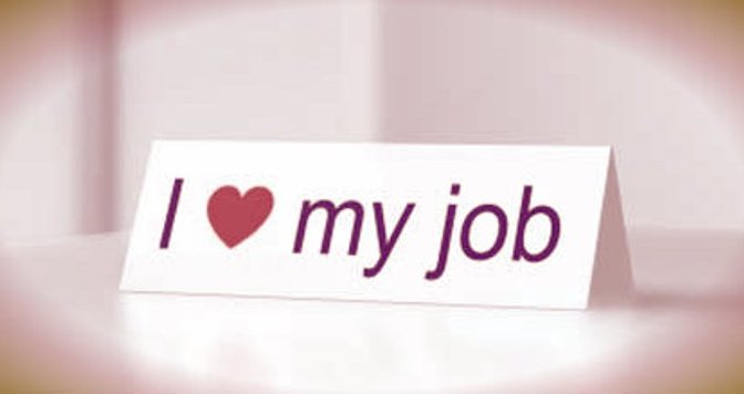 Mê tiền, ham chơi và công việc yêu thích