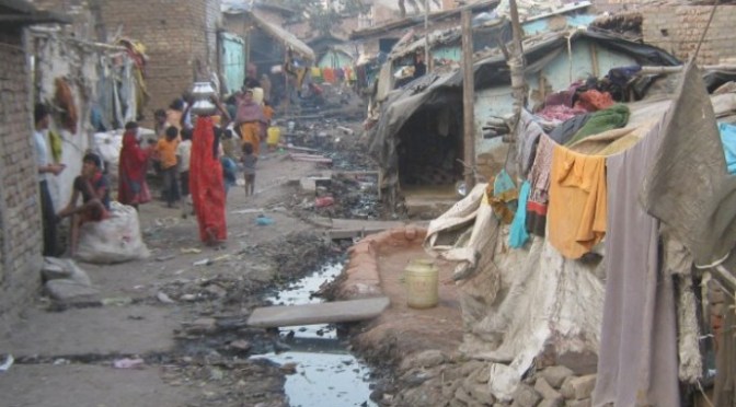 Đi học để mặc đồ như ai