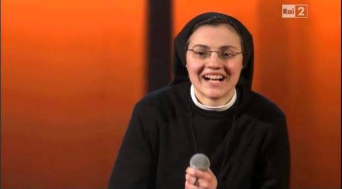 Soeur Cristina Scuccia thi hát The Voice tại Italia