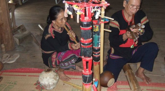 Khi nào thì hạnh phúc hơn?