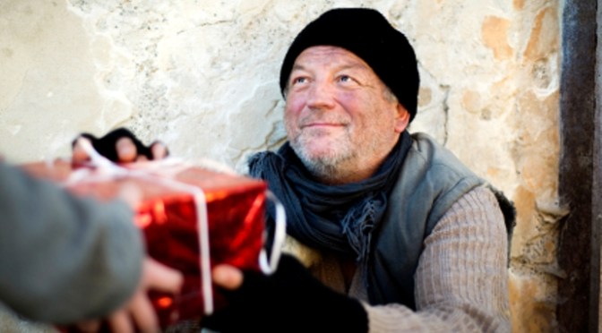 Một người vô gia cư chúc phúc cho mình