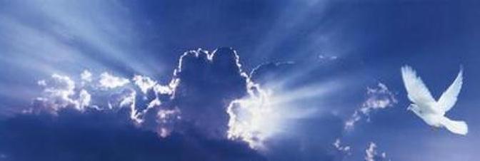 La Paloma:  Nana Mouskouri & Julio Iglesias – Khánh Ly