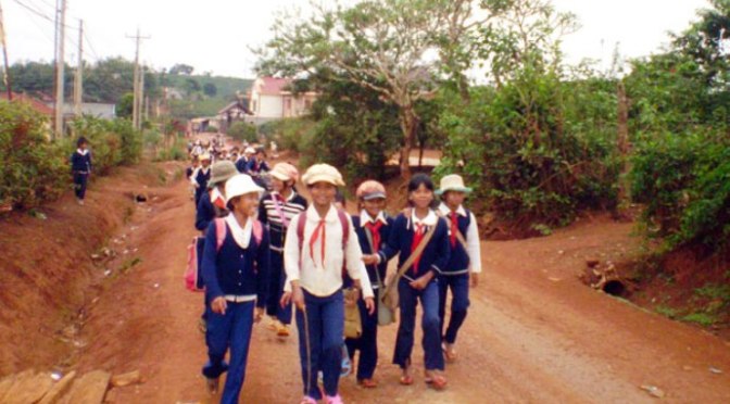 Làm chuyện động trời