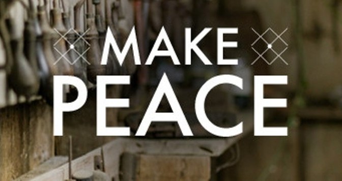 Nhịn người trong nhà