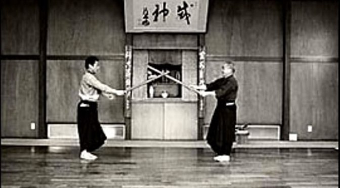 Tranh mà không  chấp