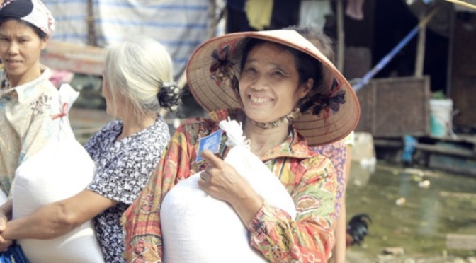 Món quà từ thiện