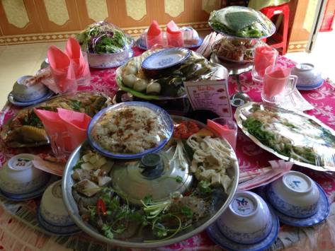 Mâm tiệc theo kiểu người Kinh
