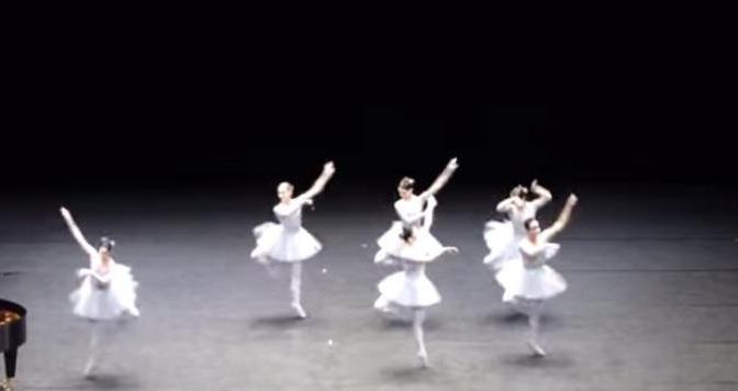 Ballet độc đáo