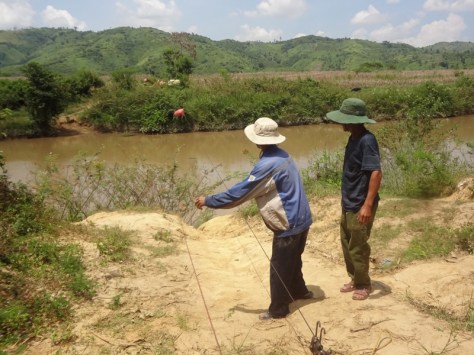 Chờ nông sản tiếp đất
