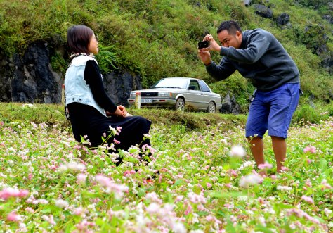 Chiếc xe chưa tới một trăm triệu đủ đưa vợ chồng tay chơi phượt khắp chốn