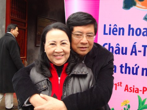 Đôi uyên ương nhà thơ Nguyễn Nguyên Bảy và nhà thơ Lý Phương Liên