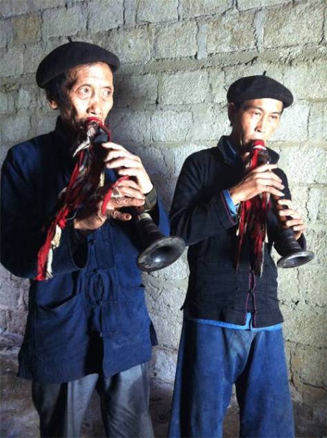 Nhạc công Cờ Lao.