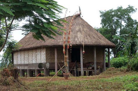 Nhà Rông của dân tộc Gié Triêng (nhóm Triêng) - Làng Văn hóa - (ảnh TTD)
