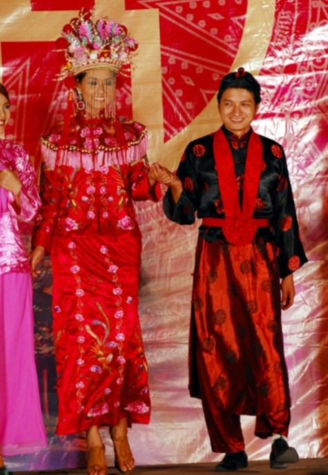 h_trang phục cưới