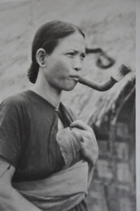 Bà H’Srang Rye – cô gái 18 tuổi vào năm 1948 được Georges Codominas gọi là “người đẹp” trong tác phẩm “Chúng tôi ăn rừng Đá Thần Gôo” 