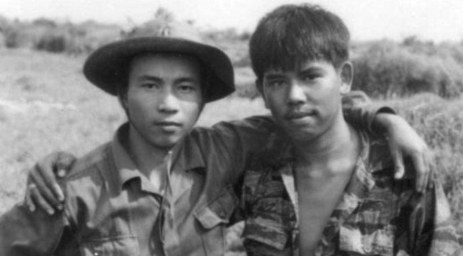 Một thời Địch / Ta