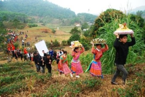 Linh thiêng lễ hội cúng rừng.