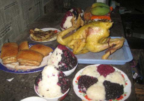 Mâm cỗ ngày Tết của bà con dân tộc Nùng.