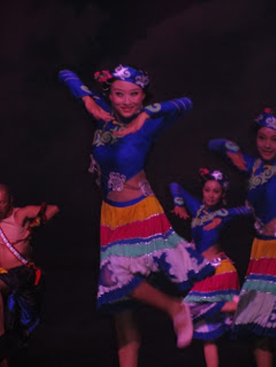 pl_Bộ ảnh tộc Yi trình diễn văn hóa dân nhạc truyền thống Lễ hội Torch Festival năm 2013-13