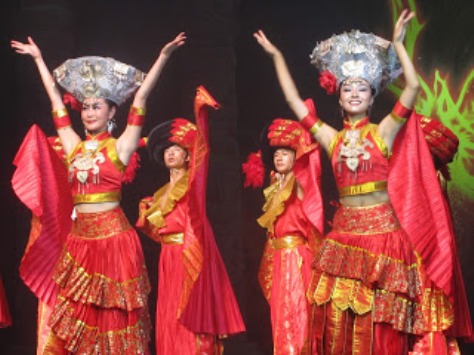 pl_Bộ ảnh tộc Yi trình diễn văn hóa dân nhạc truyền thống Lễ hội Torch Festival năm 2013-17