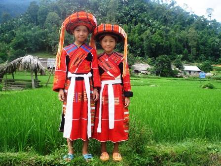 Thiếu nhi Pà Thẻn.