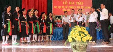 Lễ ra mắt CLB hát soọng cô tại xã Hợp Châu.