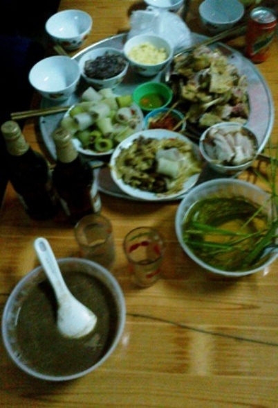 Mâm cỗ cúng mừng lúa mới của người Tày ở Cao Bằng.