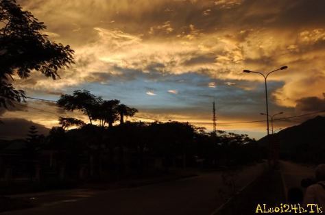 Hoàng hôn trên A Lưới.