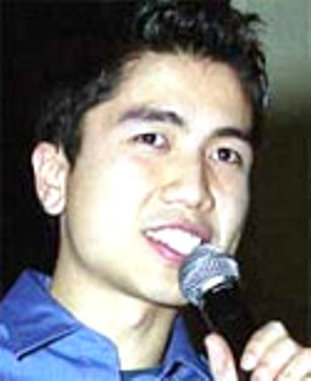 Đạo diễn Khoa Do.