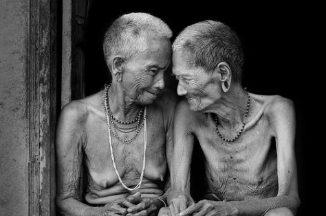 Ông bà cụ người Xtiêng ở Tà Lài, Tân Phú, Đồng Nai (ảnh Nguyễn Phương).