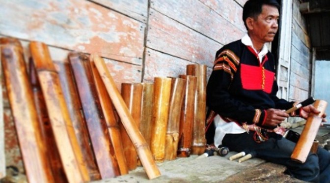 Nhạc cụ cổ truyền VN – Chiêng Tre/Čing Kram