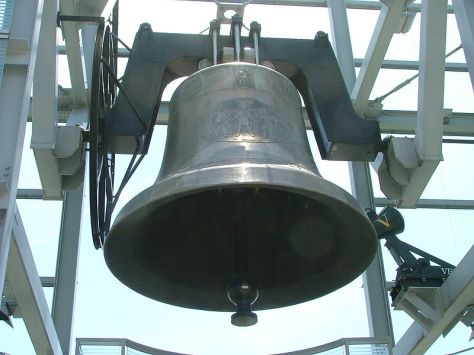 Chuông World Peace Bell tại tiểu bang Kentucky ở Mỹ.