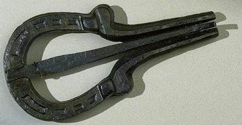 Trump hay Jew's harp của Âu Châu.